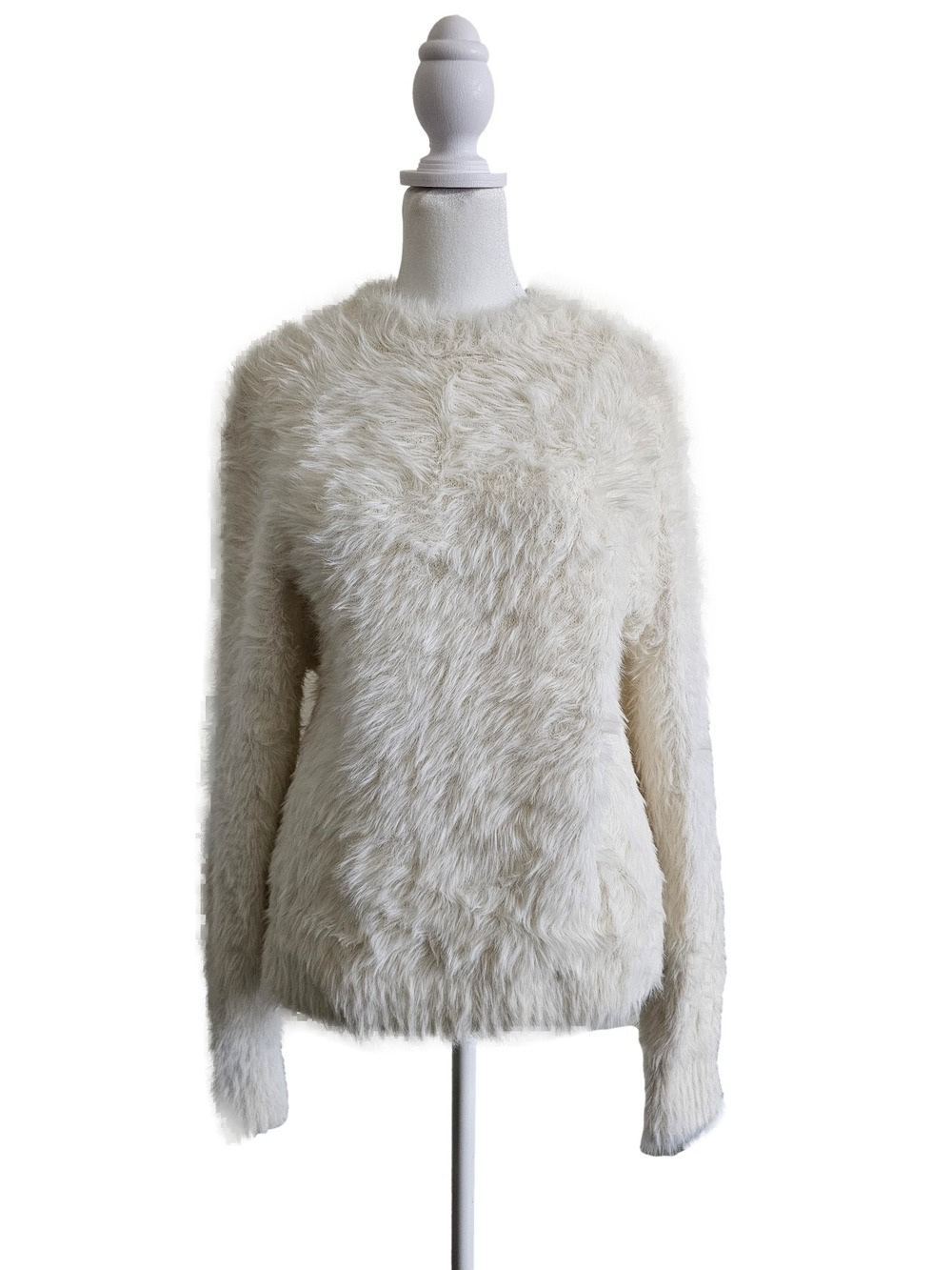 Future Collective Cream Faux Fur Long Sleeve Pullover Sweater Size XL